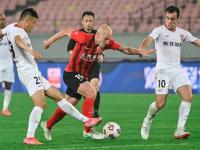 NG28-赛前体能课后，南特刷新队史纪录备战德国杯，底气十足，临场指挥获称赞的简单介绍